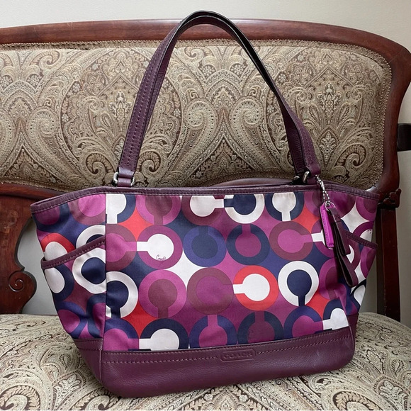 Coach F26843 Multicolor OP Art Sateen Signature Scarf Print Park Carrie Handbag - Picture 2 of 14